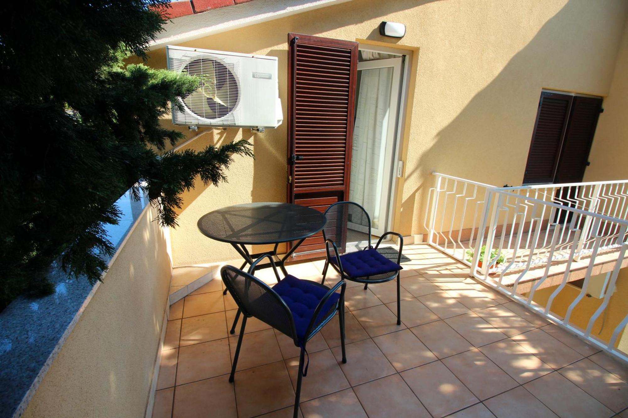 Apartment Studio Olga Novi Vinodolski Exterior photo